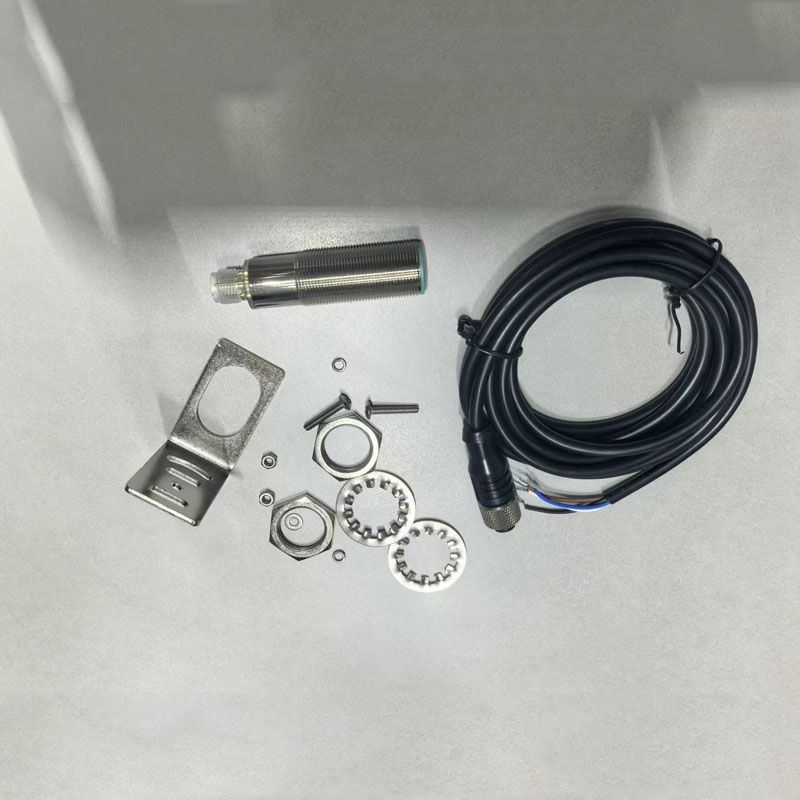 高精度超音波距離センサー RS485 50-500mm測距範 - Ultrasonic Distance Sensor のレビューと価格