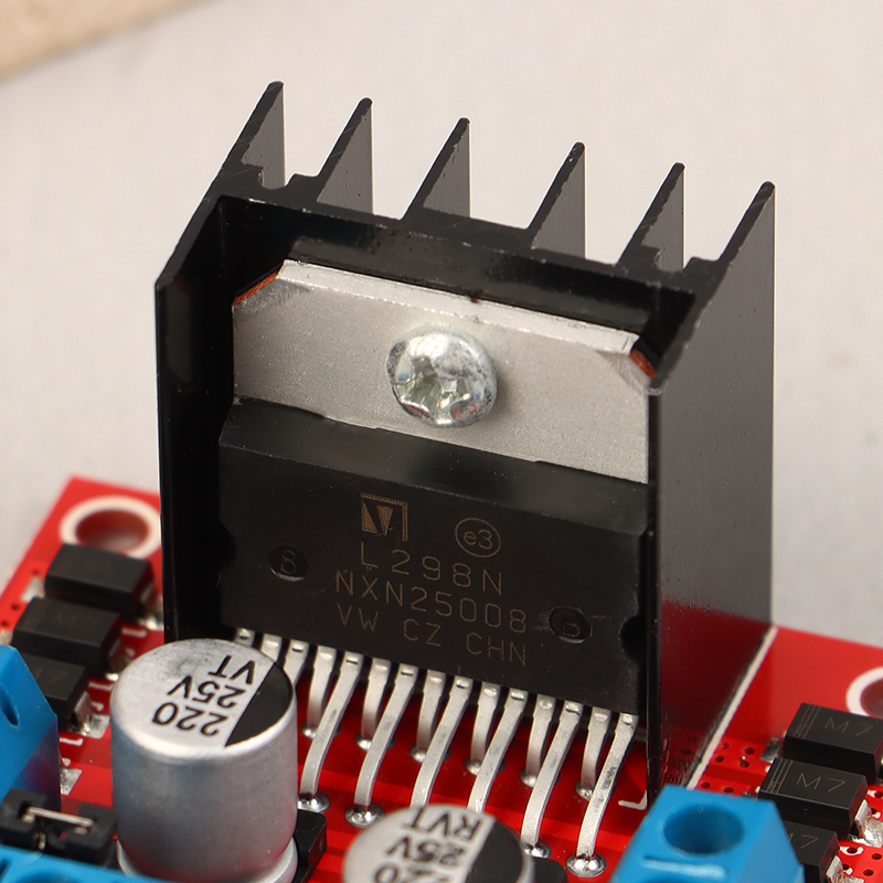 L298N ステッピングモーター スマートカーロボット ブレ - Motor Driver L298N のレビューと価格